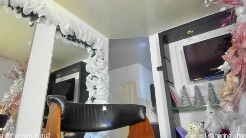 hannah dilau  online show from December 13, 8:59 pm