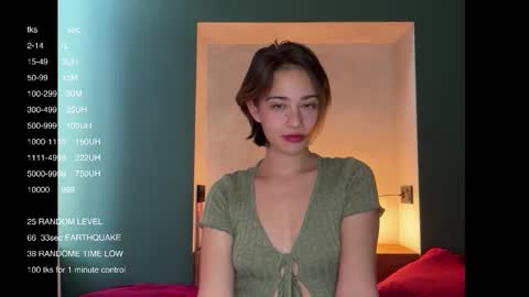 hannahinto online show from March 13, 3:15 pm