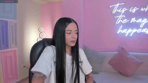 HANNAH J online show from March 28, 7:15 pm