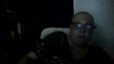 hannahjoyk online show from April 14, 8:01 pm