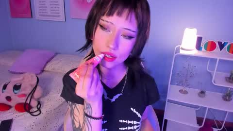 Hannah online show from January 12, 12:23 pm