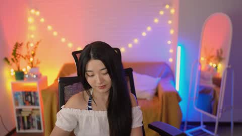 hannarosie online show from March 28, 5:25 pm