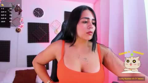 Hanna  online show from November 5, 9:50 pm