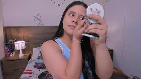 taylor live   online show from February 2, 7:43 pm