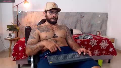 hanz_col online show from February 12, 3:32 am