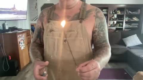 DadBod online show from September 12, 4:31 pm