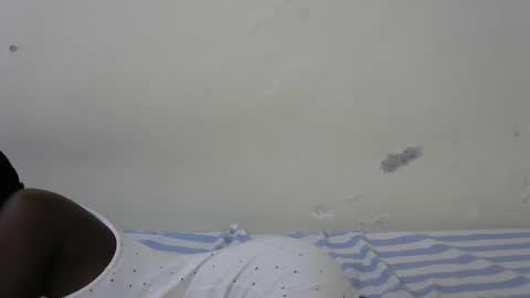 Snapshot of happy_kienyeji chatting on October 10, 6:58 pm happy_kienyeji online show from October 10, 6:58 pm