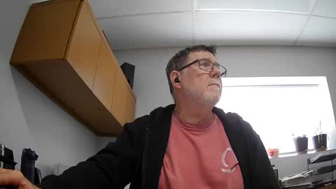 happyguy724 online show from March 2, 6:03 pm