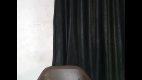 Snapshot of happyslut7 chatting on September 23, 2:05 am happyslut7 online show from September 23, 2:05 am