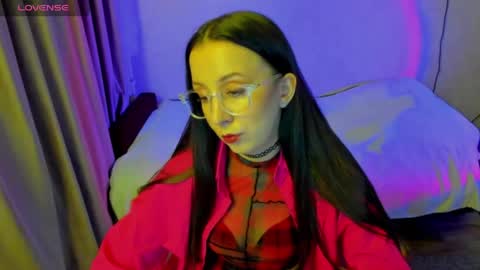 Stephanie online show from June 2, 7:05 pm