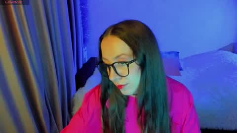 Stephanie online show from October 5, 6:59 pm