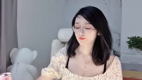 Daisy online show from March 2, 1:26 am