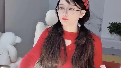 Daisy online show from February 20, 4:07 am