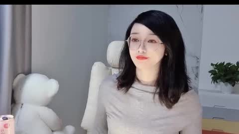 Daisy online show from March 4, 2:10 pm