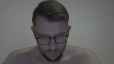 hardboylovemilfmoom online show from June 24, 6:59 pm