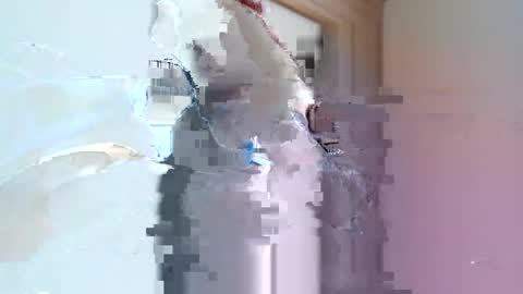 Laurent  Laurente online show from December 26, 1:10 pm