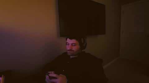 Tom online show from December 11, 11:43 pm