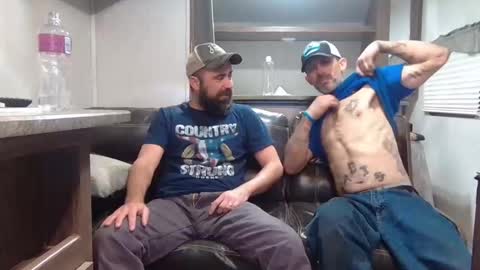 hardworkertn online show from October 30, 1:39 am