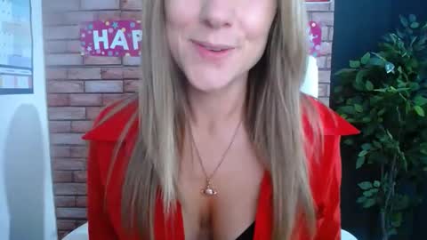 Snapshot of harleyrebz chatting on October 21, 7:02 am harleyrebz online show from October 21, 7:02 am