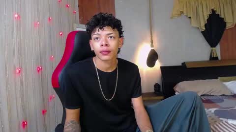 Harry online show from March 5, 1:36 am