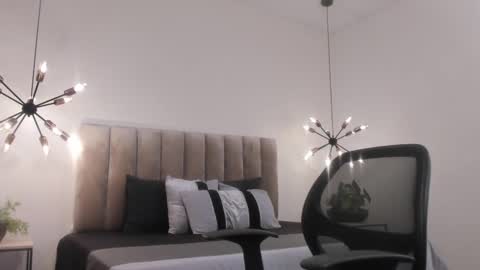 Harry Jones online show from February 19, 5:27 pm