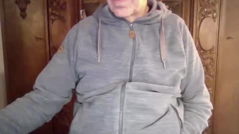 Snapshot of hartwichser1 chatting on October 24, 11:00 am hot n  nasty online show from October 24, 11:00 am