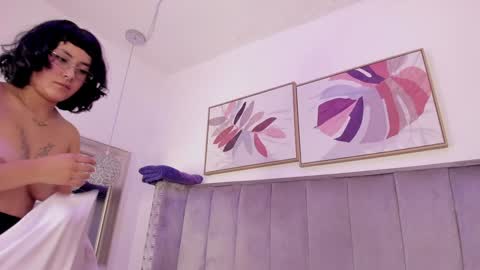 Haru Bonny online show from December 3, 12:55 pm