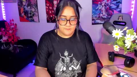 karen  online show from April 14, 12:36 am