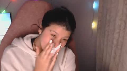 lady online show from April 1, 8:26 am