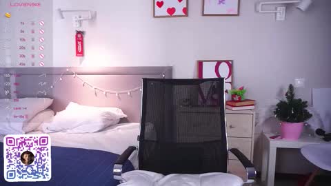 Mary online show from March 8, 5:33 am