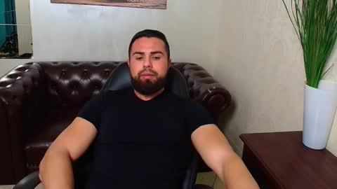 HayesWood online show from January 13, 5:37 am