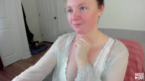 Haylee Love online show from January 17, 5:50 am