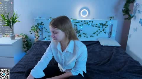 Jenny online show from May 4, 3:29 pm