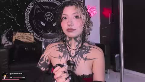 Hazell Witch online show from December 1, 4:38 pm