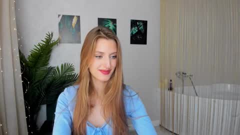 Snapshot of heartedlove_1 chatting on October 7, 12:01 pm heartedlove_1 online show from October 7, 12:01 pm
