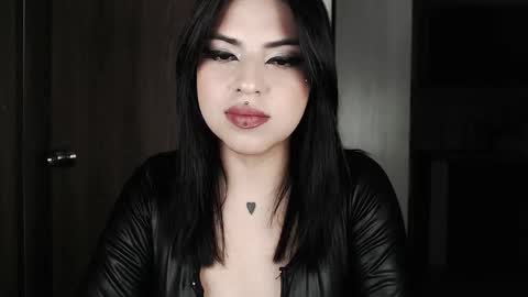 HEATHER DEMONZX   Please help me to reach 100 thumbs up online show from October 10, 12:16 am