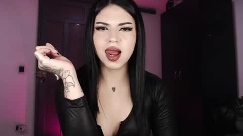 HEATHER DEMONZX   Please help me to reach 100 thumbs up online show from July 12, 1:31 am