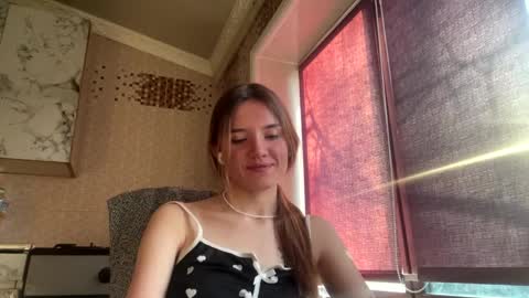 Lili online show from March 25, 12:12 pm