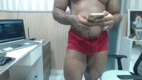 hebertgomes online show from November 16, 11:29 pm