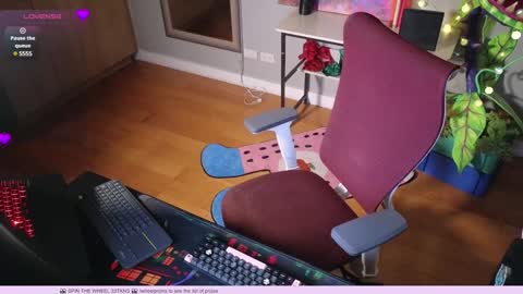 Heidi brunette Foxy red head and Carrie blondie online show from January 14, 10:17 am