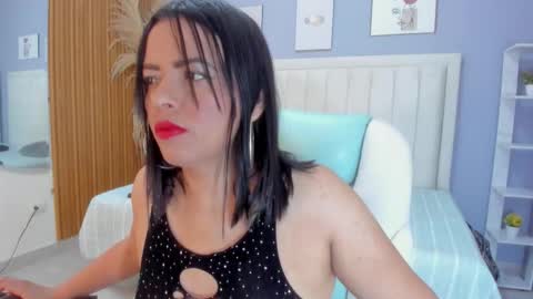 helen online show from February 2, 12:12 pm