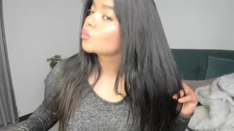 helen_miller online show from December 4, 12:35 am