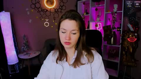 helen_shineee online show from January 9, 8:14 pm