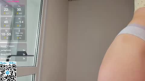 helen_sparkk online show from July 25, 2:20 am