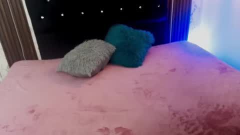 helenaph online show from November 4, 12:28 pm