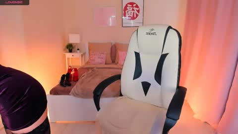 Helena online show from September 13, 2:19 pm