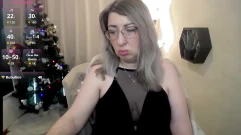 helenenigma online show from January 11, 7:42 pm