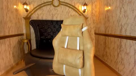 Helen or Hells online show from March 9, 11:37 am