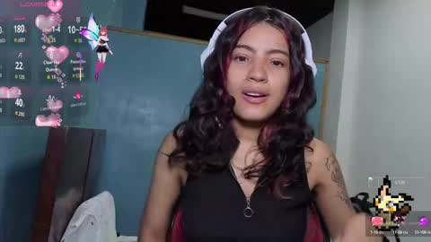 Helia Transfem and Amy online show from October 15, 5:58 pm