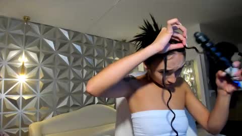 Hellen online show from April 14, 12:41 pm